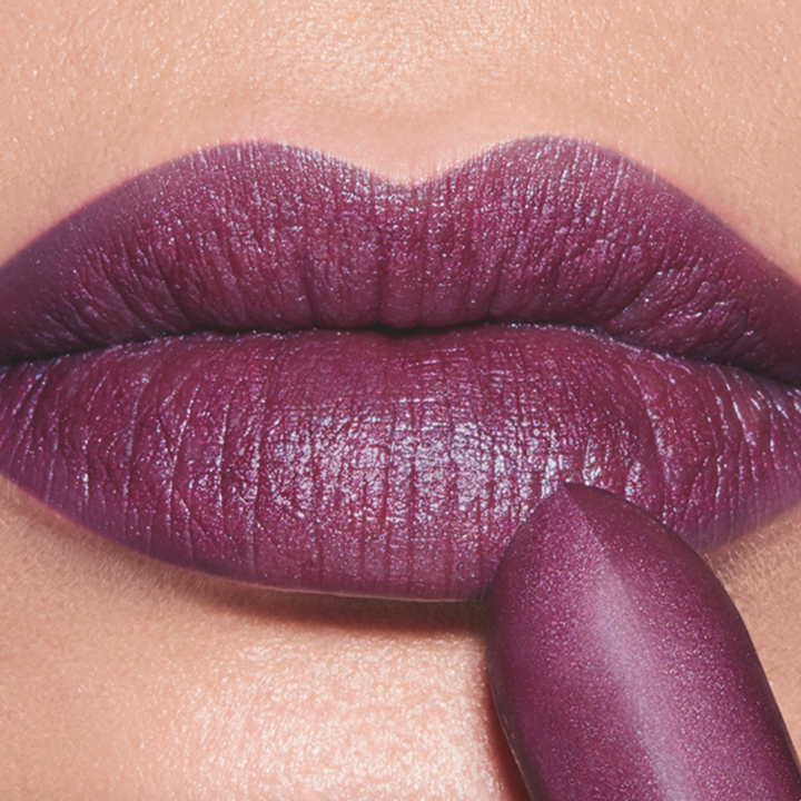 Avon Legendary Lengths Mascara and Velvet Luminosity Lipstick